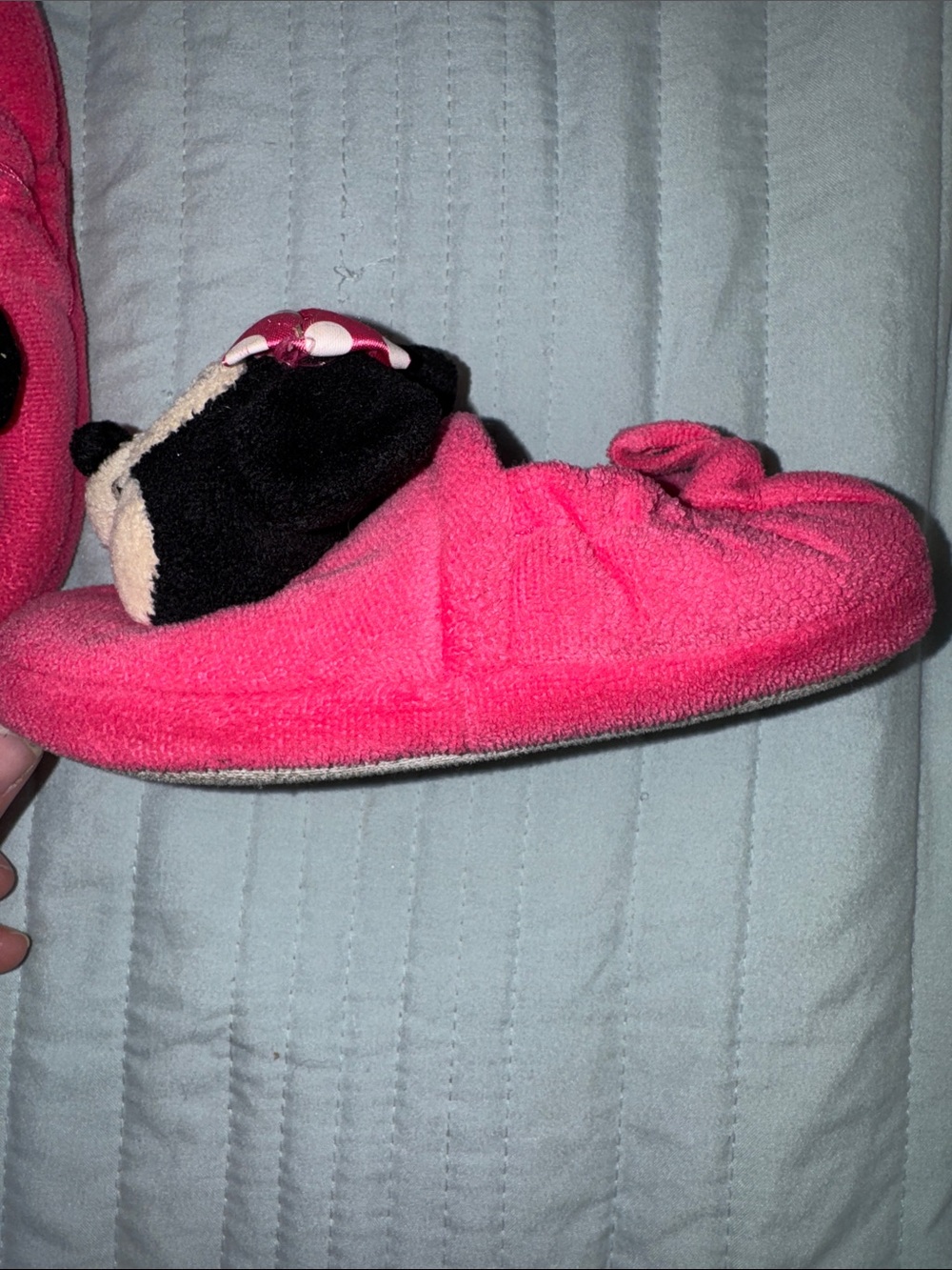 Minnie Mouse Slippers! - Picture 4 of 9